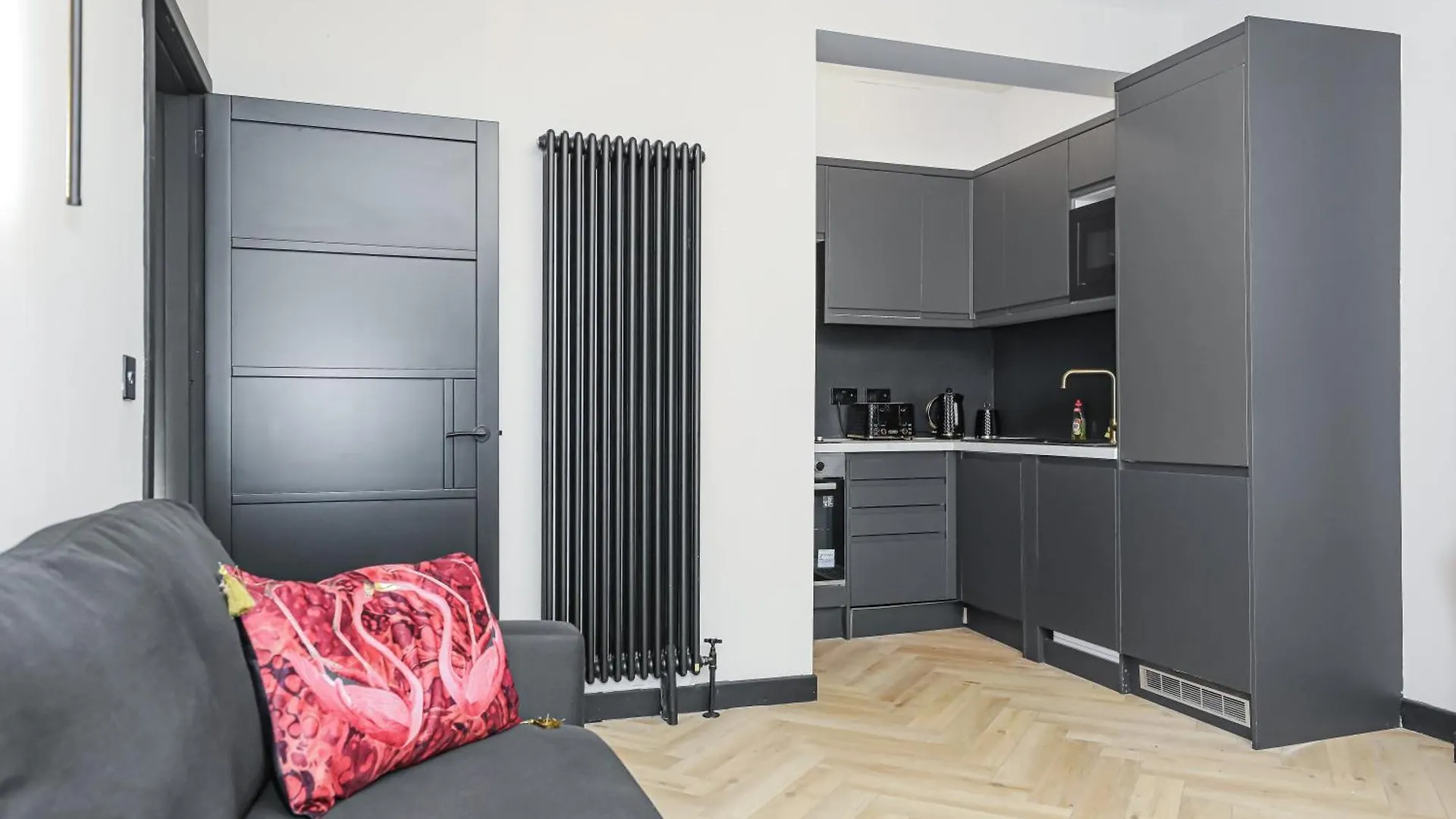 アパート Traditional 1-Bed Edinburgh Apt イギリス